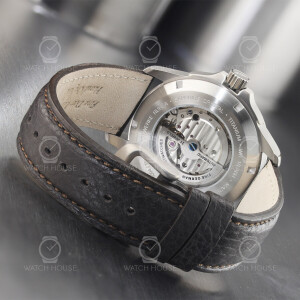 Bauhaus Aviation 2864-5 mit 60 Stunden Gangreserve und...