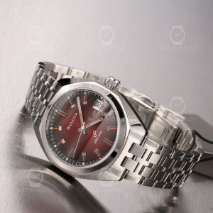 Bulova Jet Air 262KHz Mens Classic Watch 96B401 Red