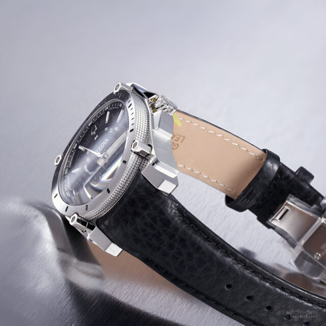 Bulova Luxury Icon 96B416 Lederband-Carbon