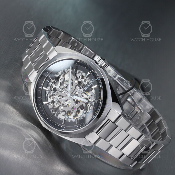 Bulova Old Classic Skelettierte Automatik Herrenuhr 96A293 Schwarz
