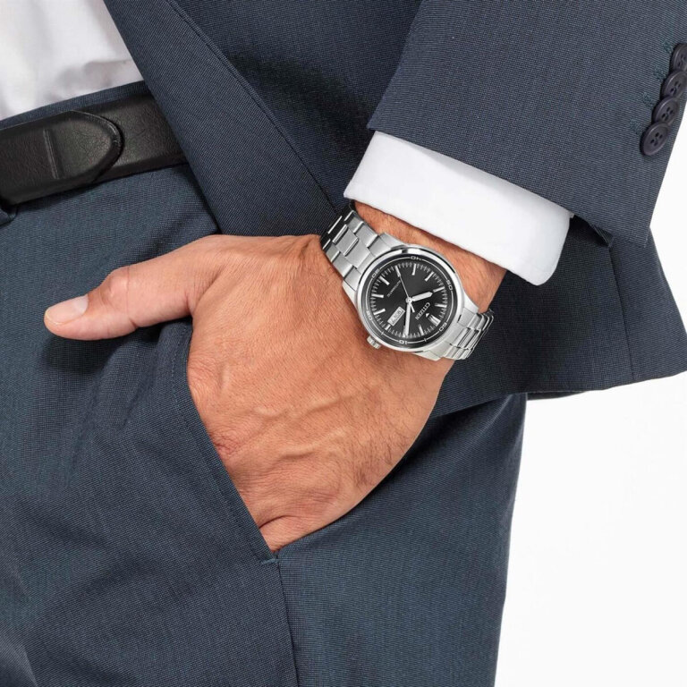 Citizen Herren Automatikuhr NH8400-87EE Tag/Datum Schwarz