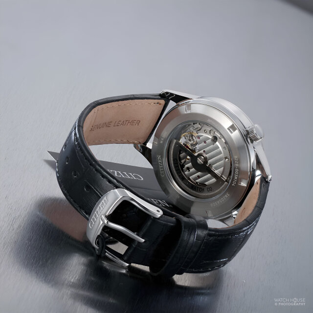 Citizen NH9131-14E Semi-Skelletierte 8229 Automatikuhr in...