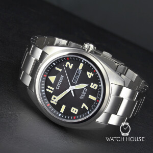 Citizen schwarze Herrenuhr Super Titanium Eco Drive...