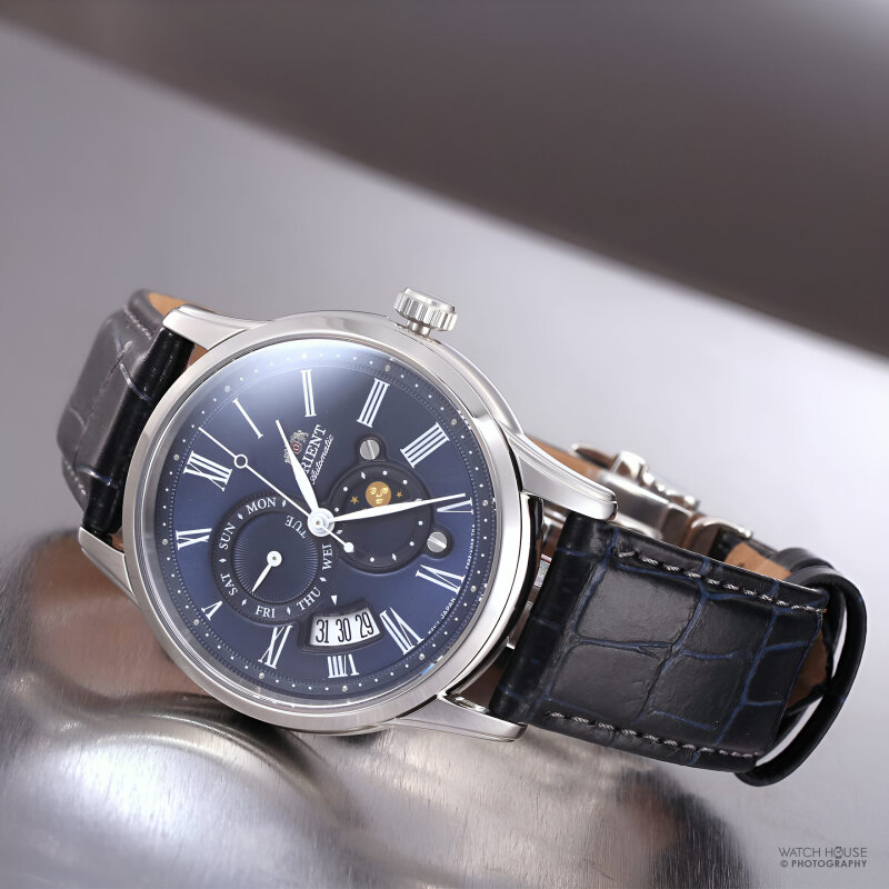 Orient Classic V3 Automatikuhr Sonne &amp; Mond RA-AK0011D Blau