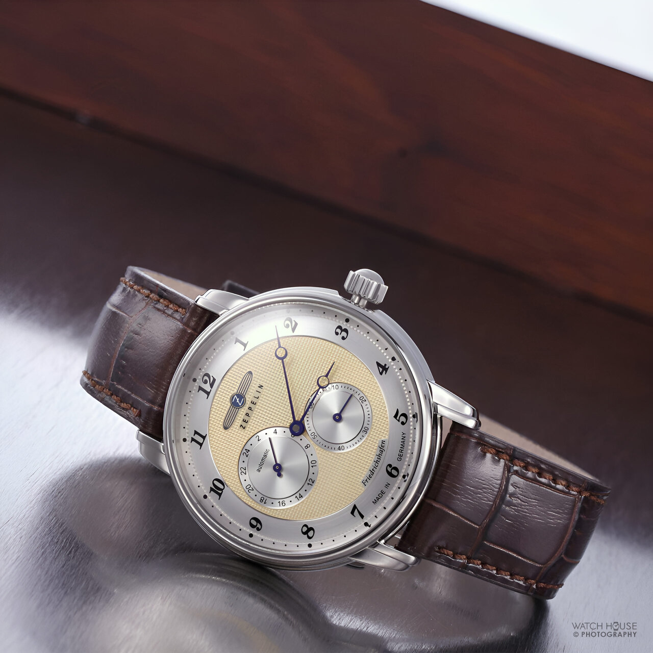 Zeppelin Friedrichshafen 8568-5 Gold - 24H Automatic Decentralized sec