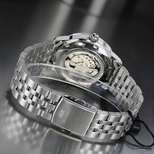 Orient Sportliche Automatikuhr in Silber RA-AC0F02S30B