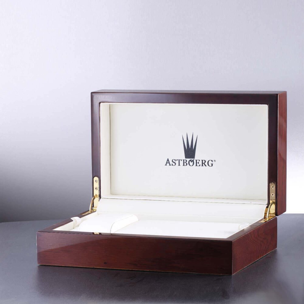 Luxuriöse Uhrenbox aus Roteiche-Furnier mit Rosewood-Finish