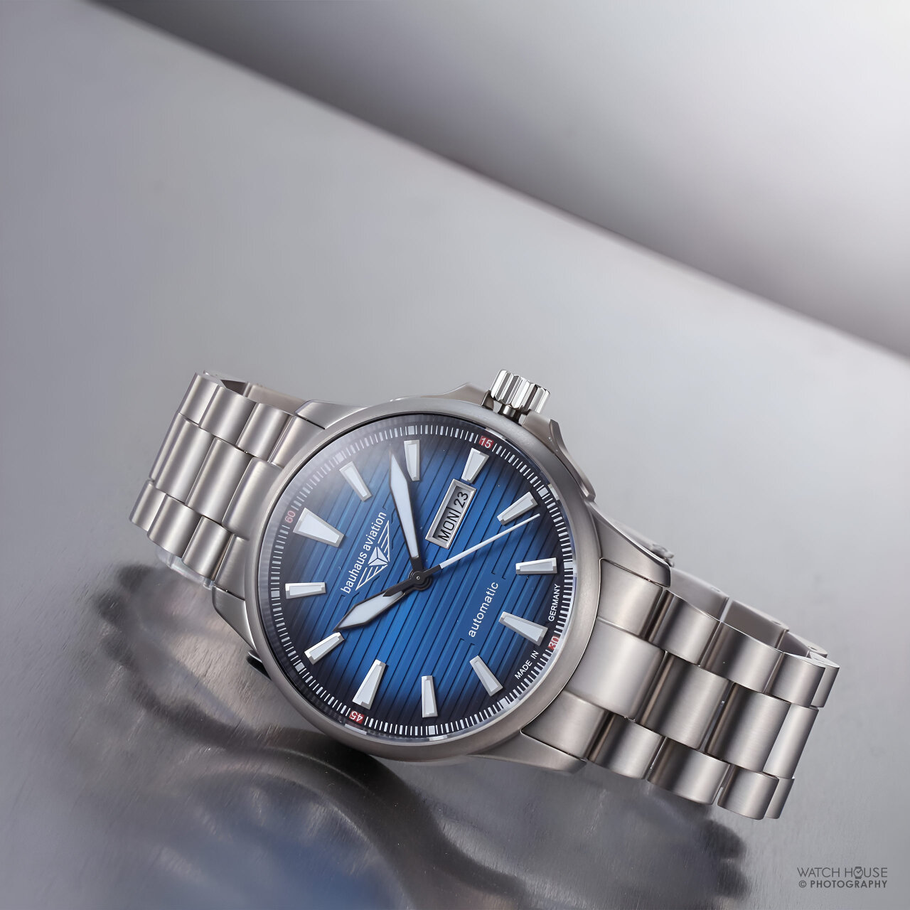 Bauhaus Aviation Iron Annie automatic watch 2862m-3 blue