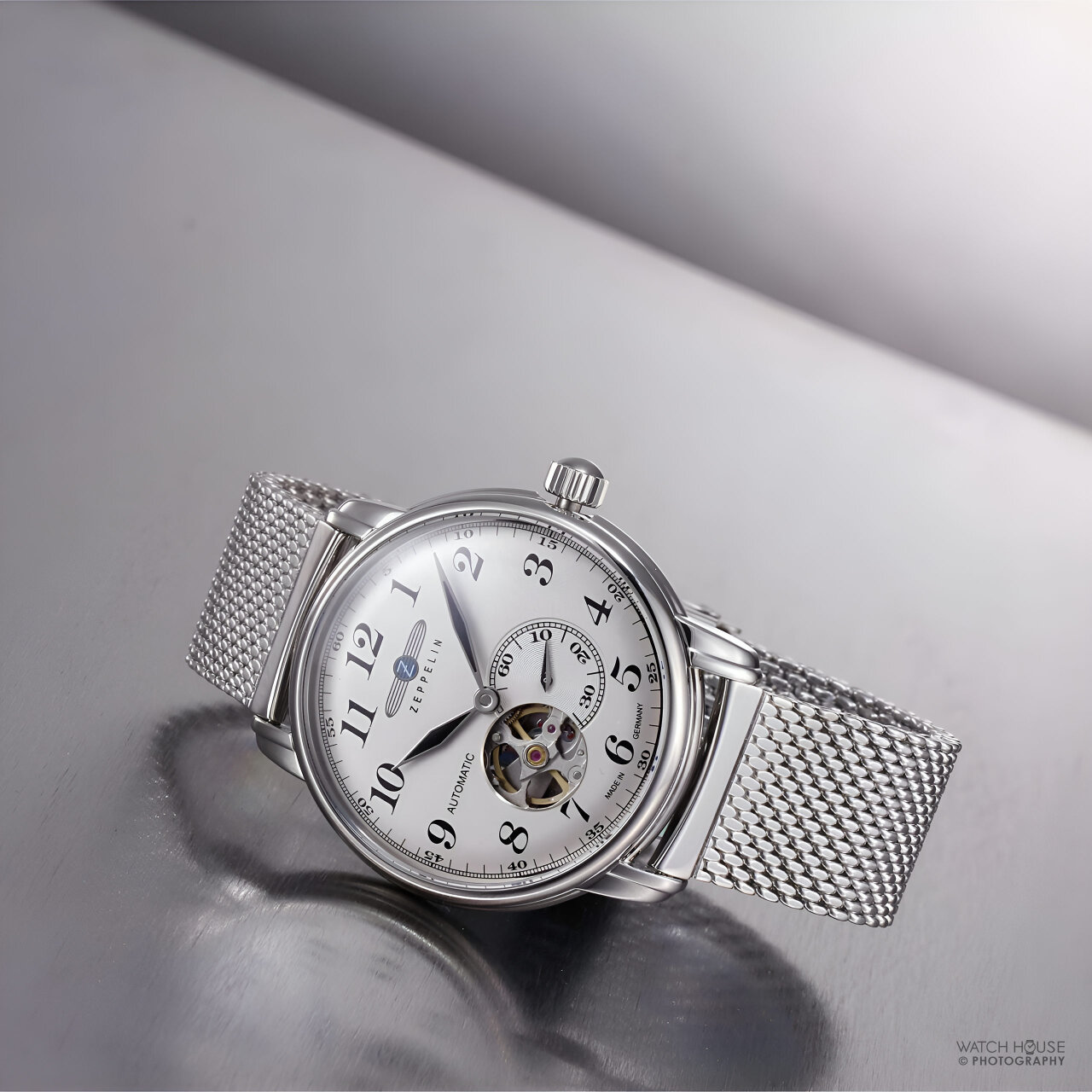 Zeppelin LZ 127 Graf Zeppelin  Automatikuhr 7666M-5 Beige
