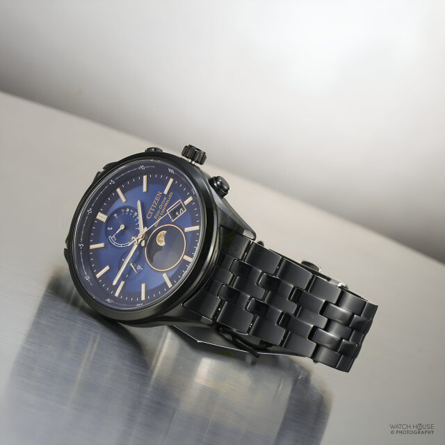 Citizen Attesa Funk-Mondphase BY1035-56L Schwarz-Blau