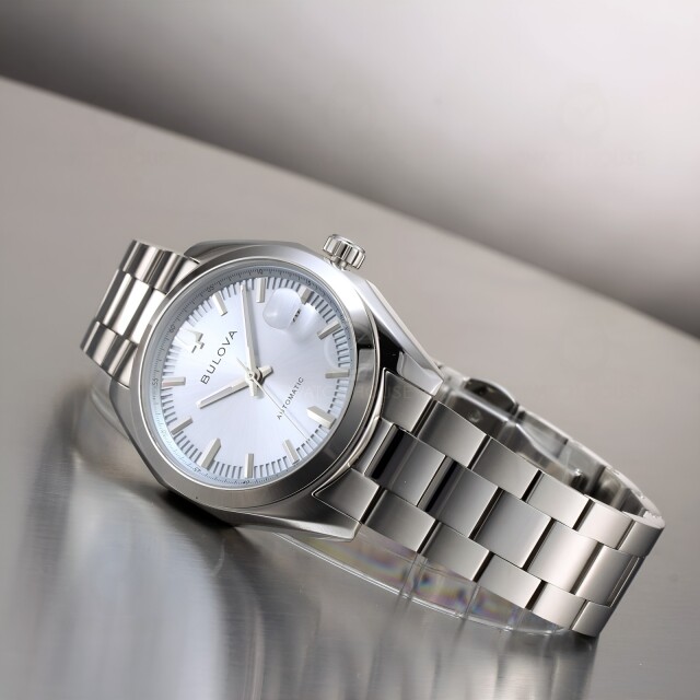 Bulova Automatik Surveyor 96B469 Eisblau