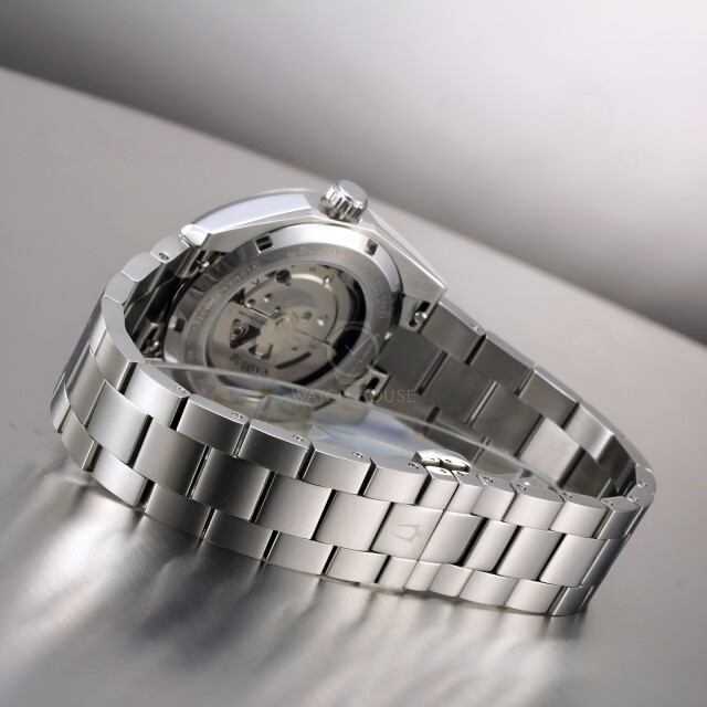 Bulova Automatik Surveyor 96B469 Eisblau