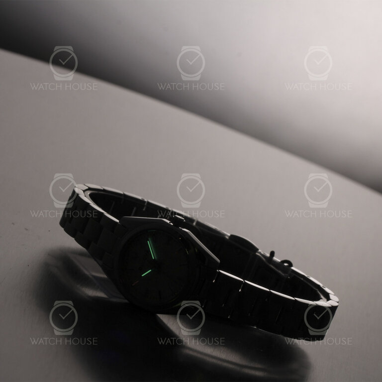 Bulova Classic Damenuhr zierliche 96L345 Eisblau