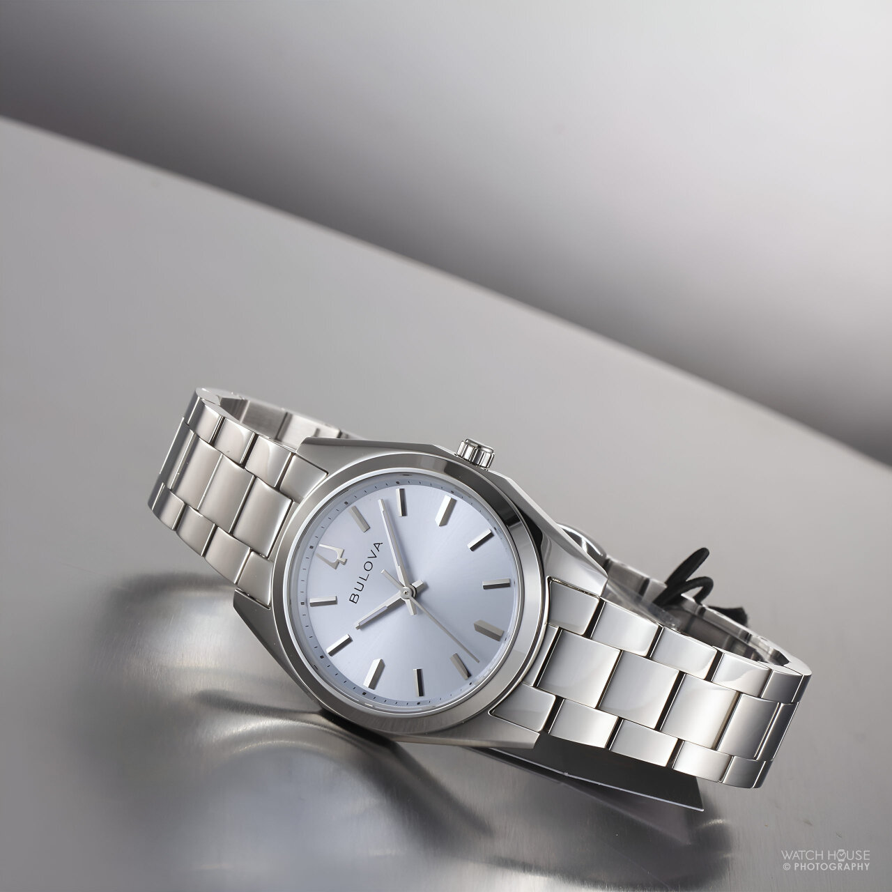 Bulova Classic Damenuhr Surveyor 96L346 Eisblau