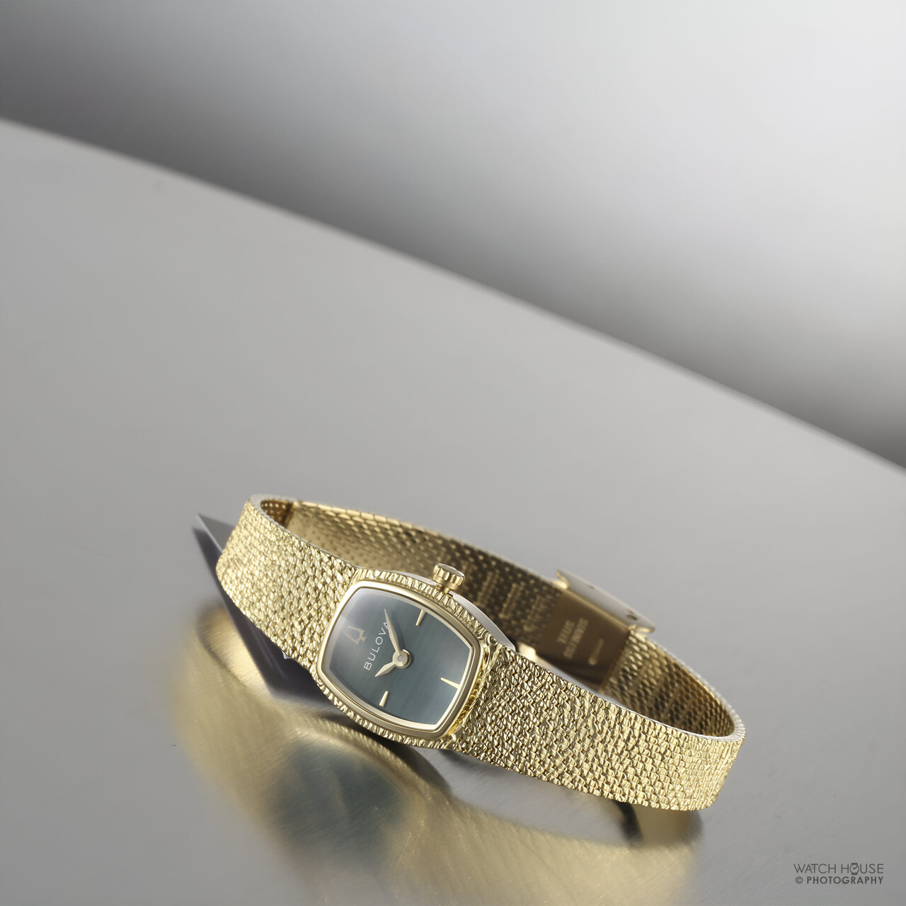Bulova Classic Damenuhr Goddess of Time 97L184 Gold