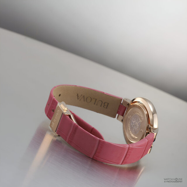 Bulova Rubaiyat Damenuhr Four Seasons Frühling Rhodonit Zifferblatt