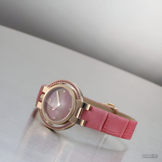 Bulova Rubaiyat Damenuhr Four Seasons Frühling Rhodonit Zifferblatt