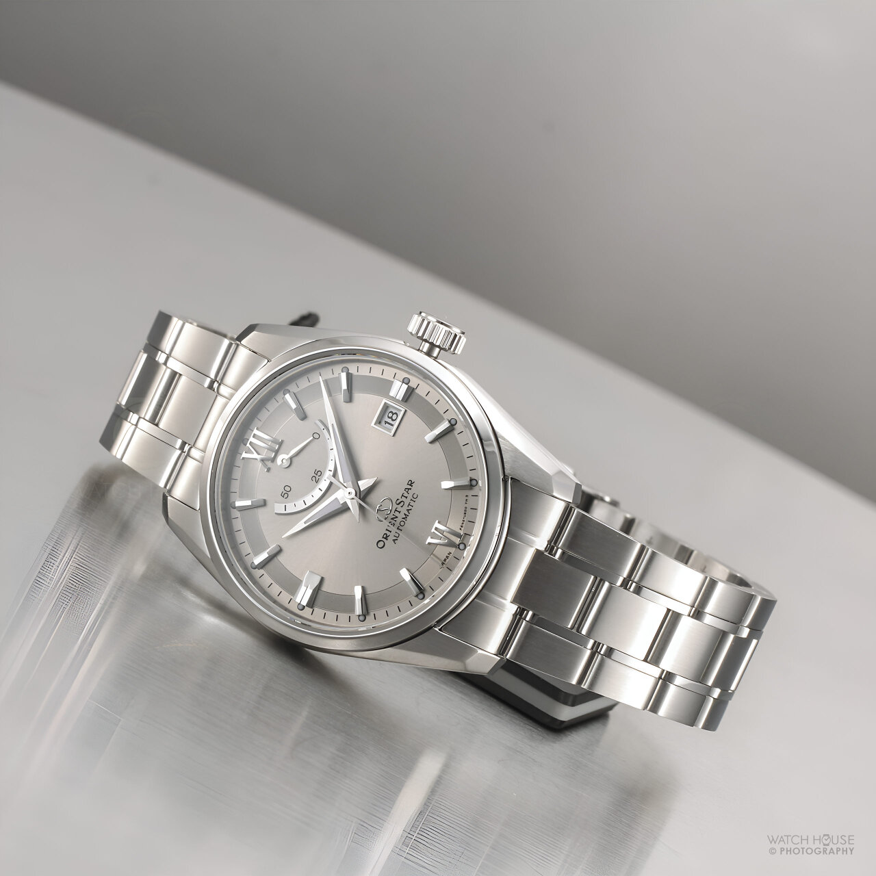 Orient Star Contemporary Automatic Watch Contemporary Date RE-AU0110N