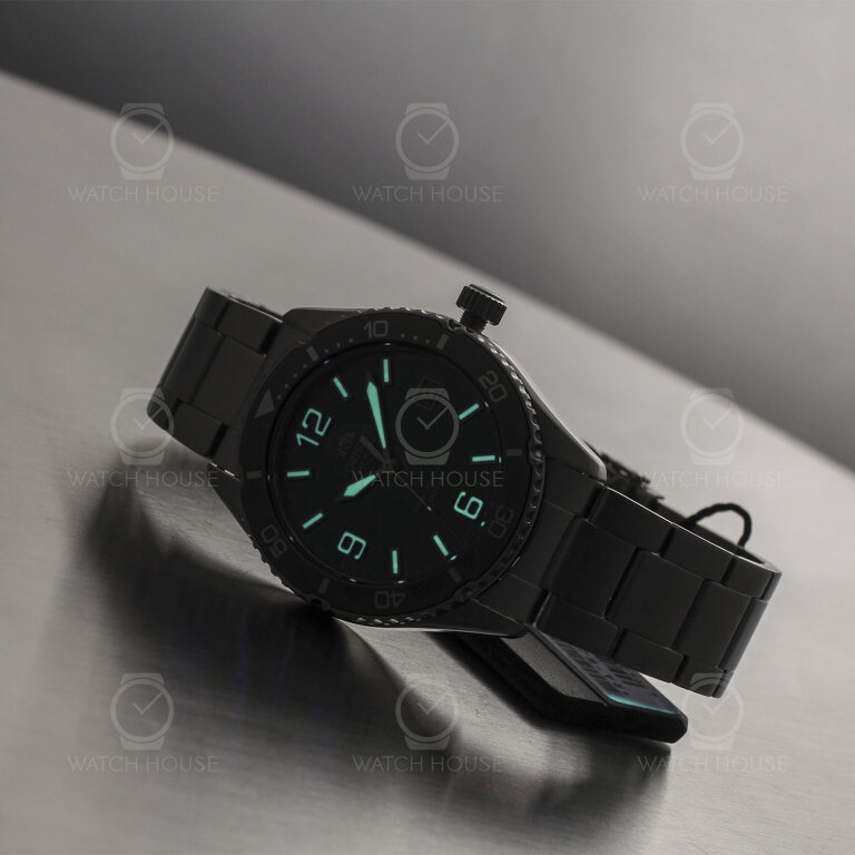 Orient Sports Quartz Mako 40 Diver Design Solar Powered...