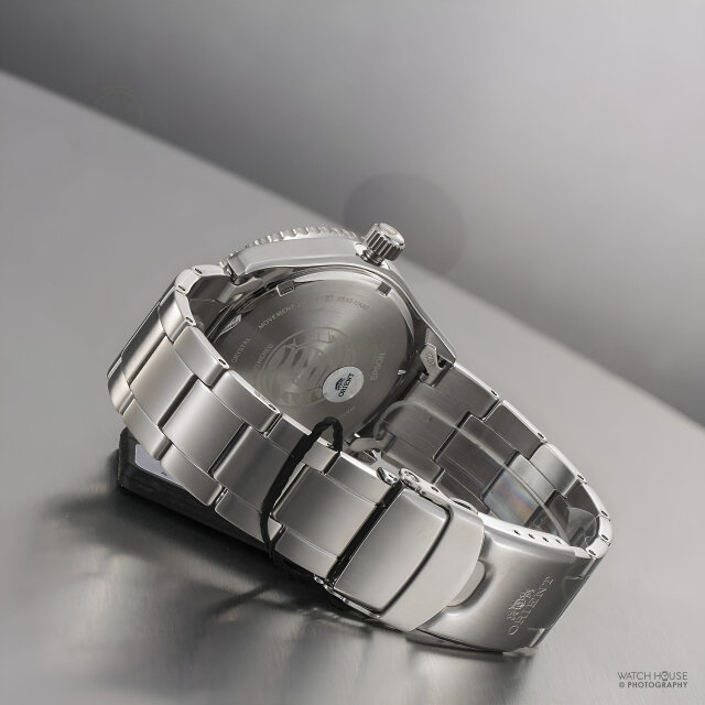 Orient Sports Quartz Mako 40 Diver Design Solar Powered RA-WJ0001E