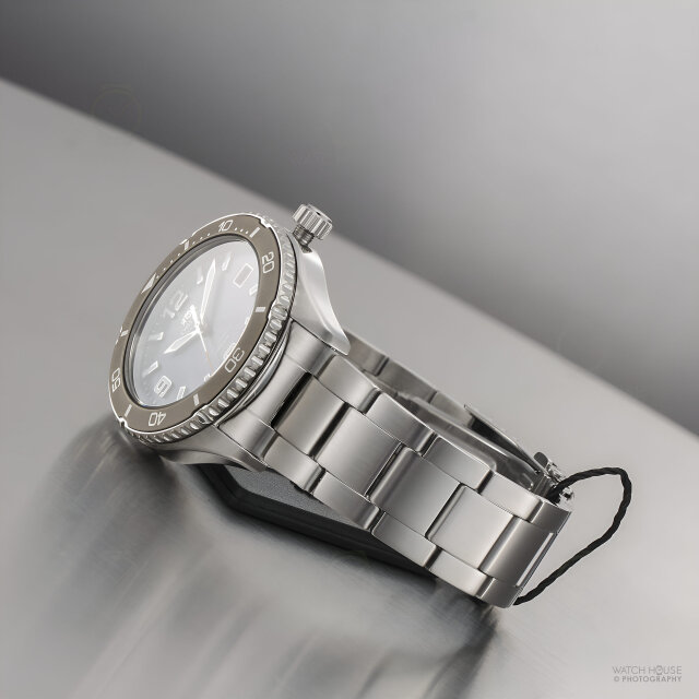 Orient Sports Quarz Mako 40 Diver design solar powered RA-WJ0002L