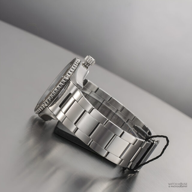 Orient Sports Quarz Mako 40 Diver design solar powered RA-WJ0002L