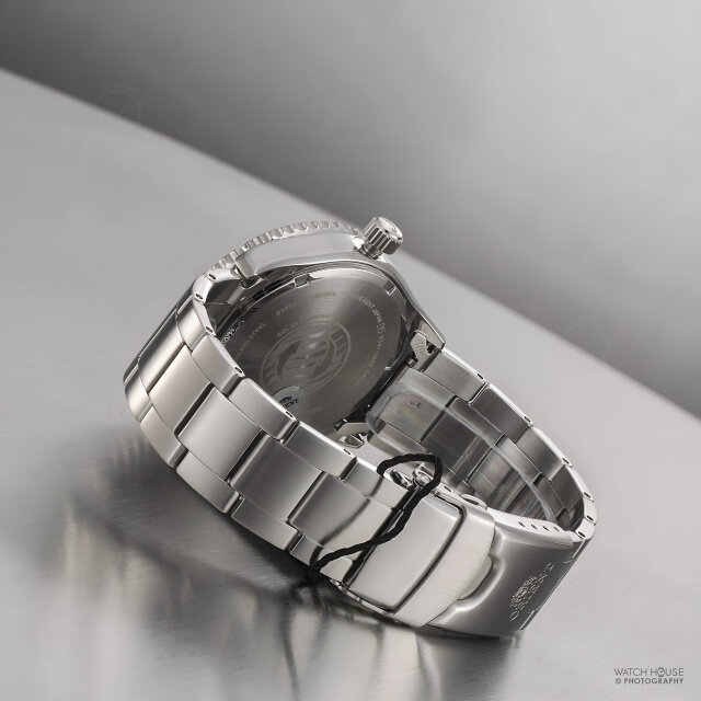 Orient Sports Quarz Mako 40 Diver design solar powered RA-WJ0002L