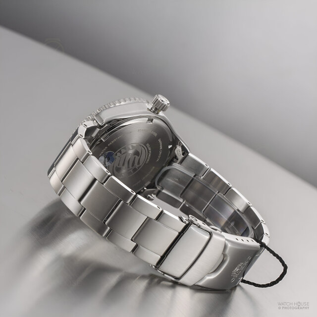 Orient Sports Quartz Mako 40 Diver Design Solar Powered RA-WJ0003S