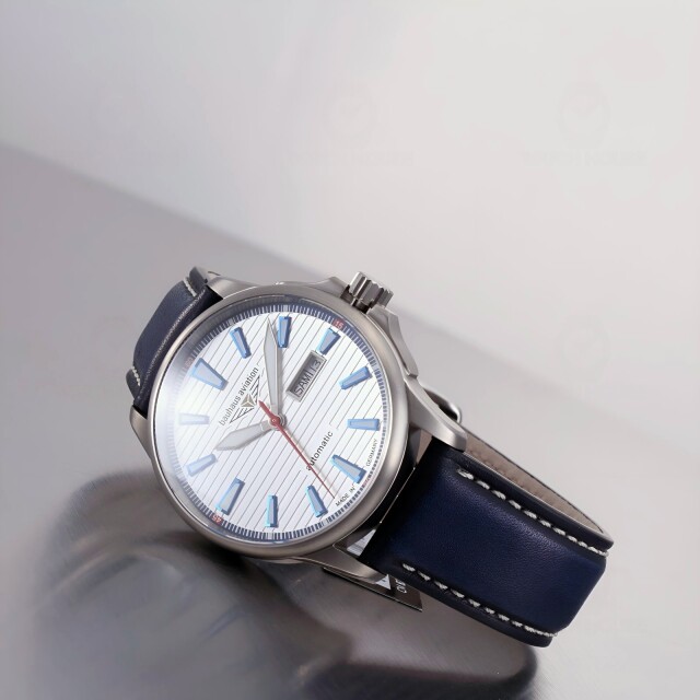 Bauhaus Aviation Iron Annie Automatikuhr 2862-1