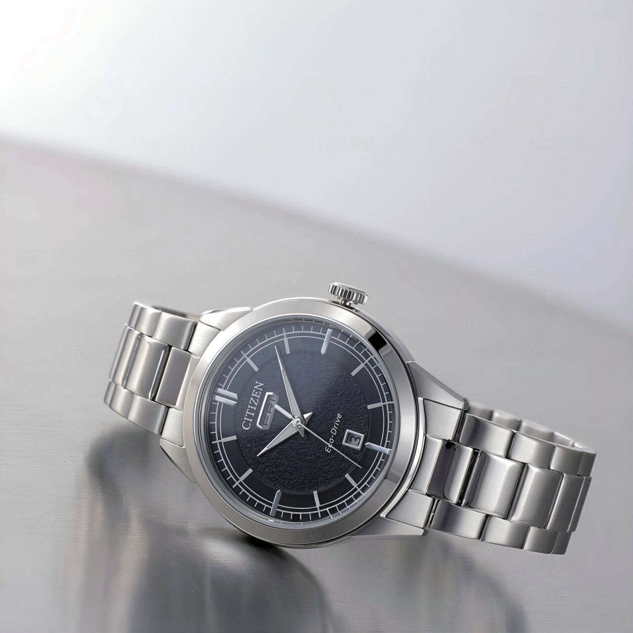 Citizen Eco Drive Elegance Classic Day-Date AW0151-85E