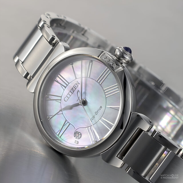 Citizen Damen 5 Diamanten Perlmutt Eco-Drive EM1060-87Y Stahl