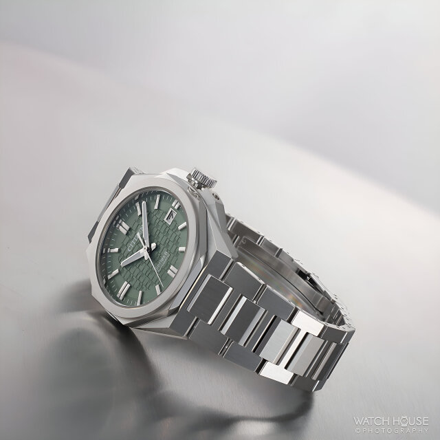 Citizen Series 8 831 Automatic NB6080-51W Cal. 9051-24A
