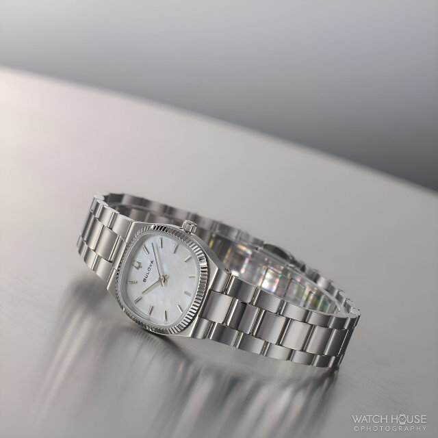 Bulova Damenuhr Super Seville 96L353 Perlmutt