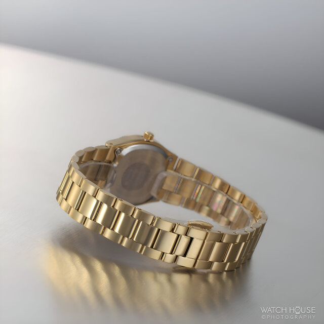 Bulova ladies’ Super Seville 97L189 gold
