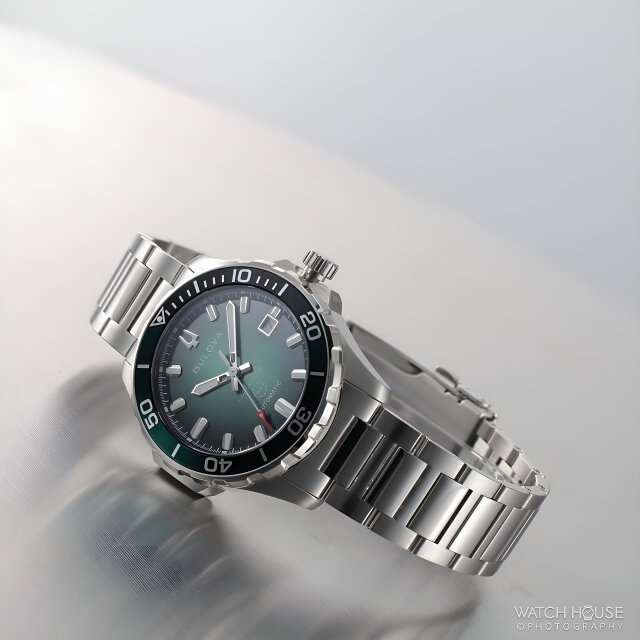Bulova Marine Star Automatikuhr 98B471 Grün