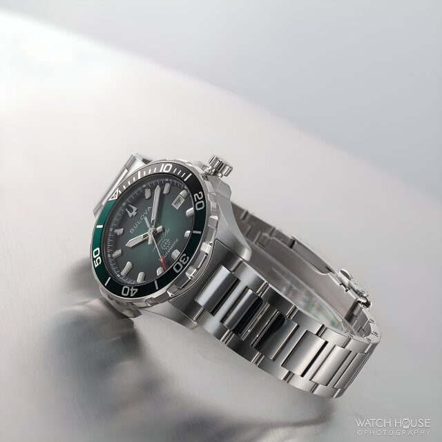 Bulova Marine Star Automatikuhr 98B471 Grün