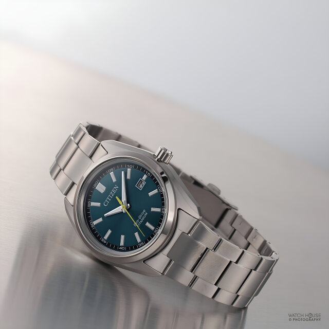 Citizen Eco-Drive mens watch Super Titanium AW1900-50X green