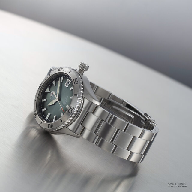 Orient Mako 40 Diver Design Automatik Herrenuhr RA-AC0Q13E30B