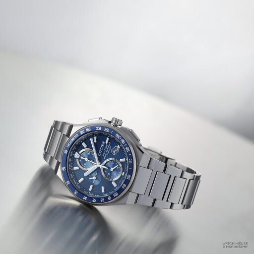 Citizen Super Titanium Eco-Drive Chronograph Herren...