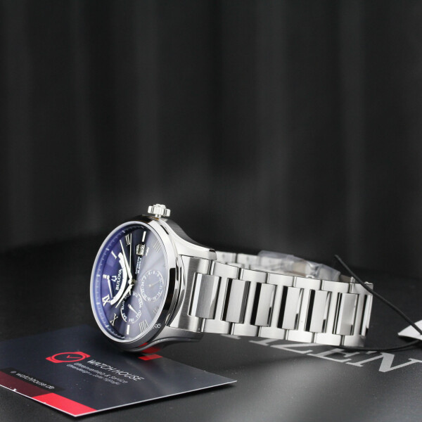 Bulova Wilton 96C147 automatic watch with indicator reserve power
