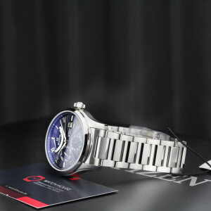 Bulova Wilton 96C147 automatic watch with power reserve...