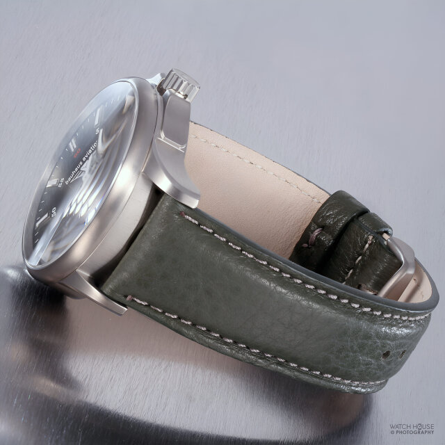 Bauhaus 2866-4 Aviator Titan Automatik Tag/Datum