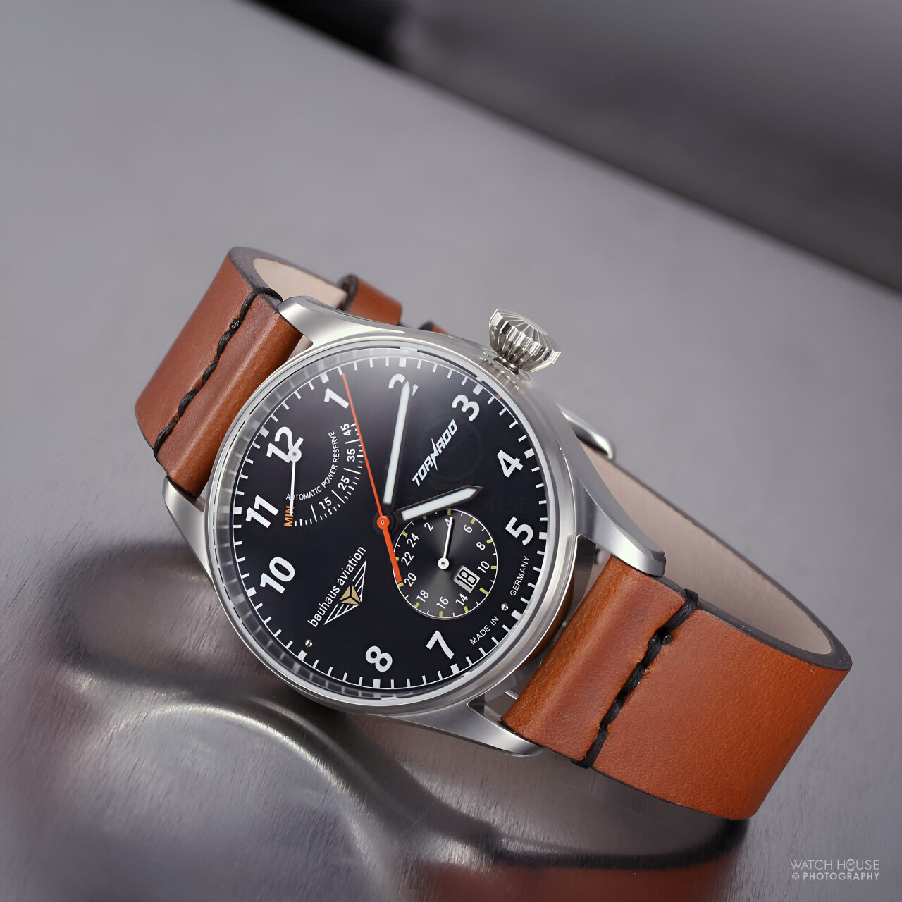 Bauhaus Aviation Tornado Premium Automatic 2790-2 - White Caliber 9132
