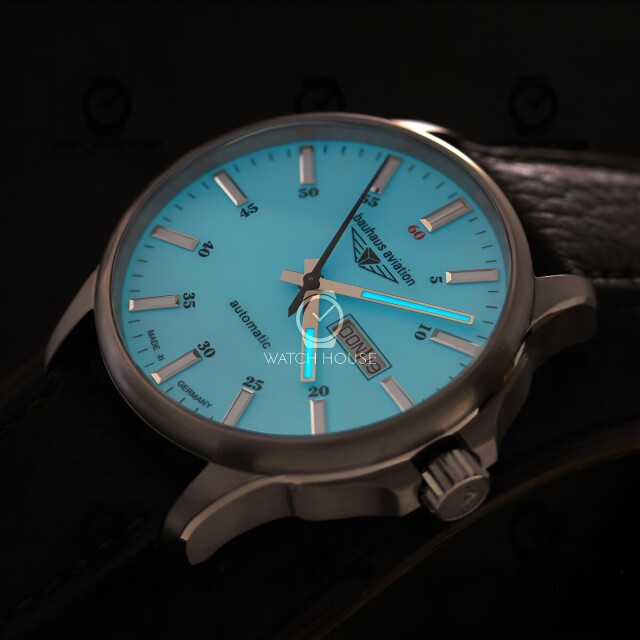 Bauhaus Aviation Automatikuhr 2866-5 Leuchtzifferblatt und Tag-Datum