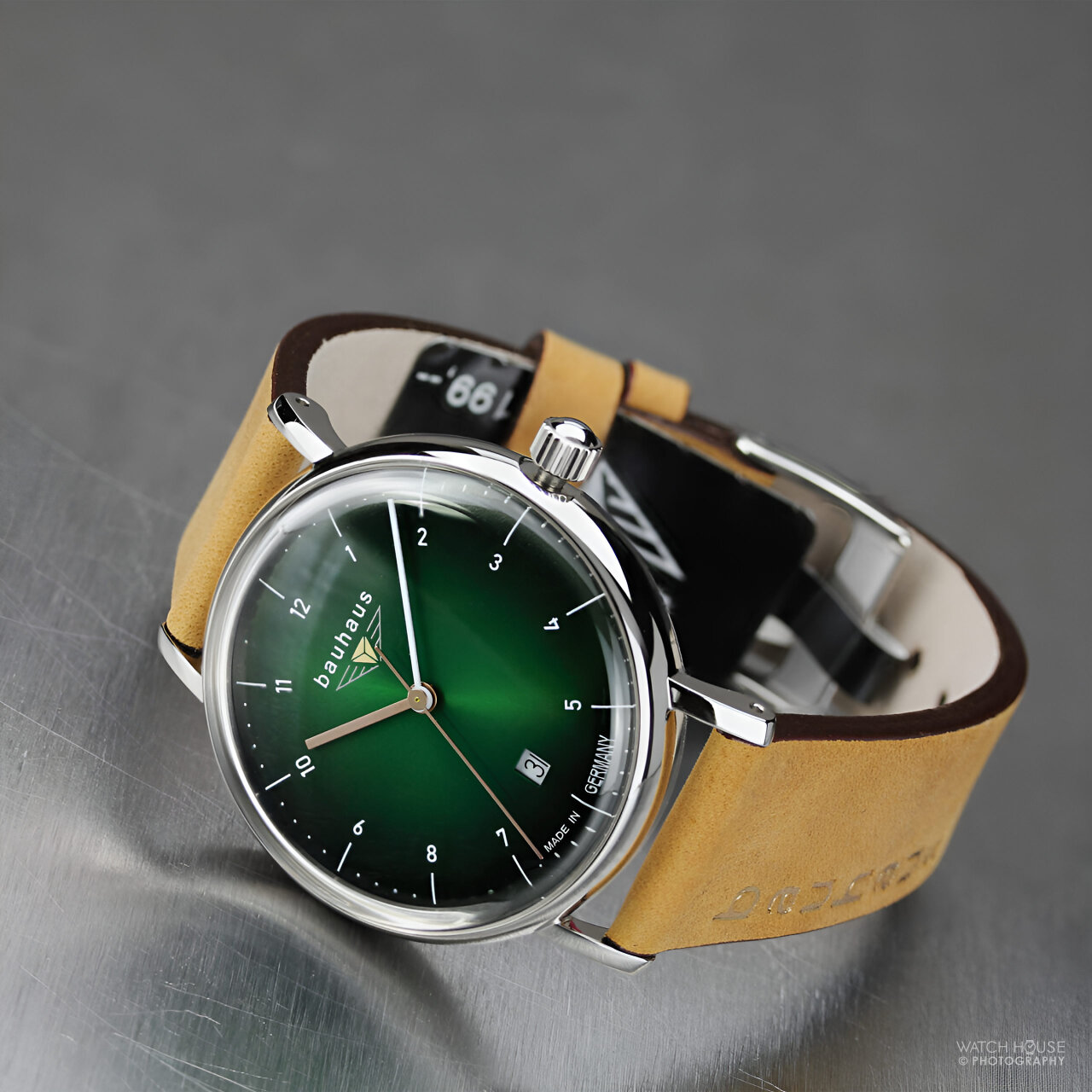 Bauhaus Ladies quartz watch 2141-4 green gradient with date display