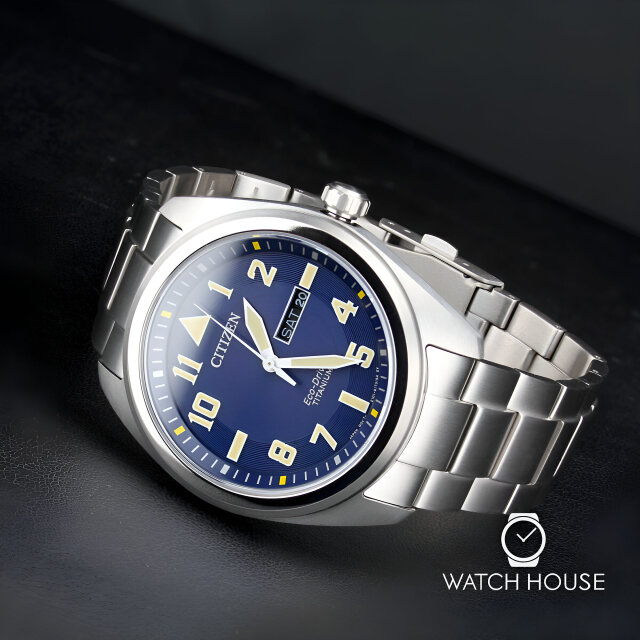 Citizen Nachtblaue Herrenuhr BM8560-88LC Super Titanium...