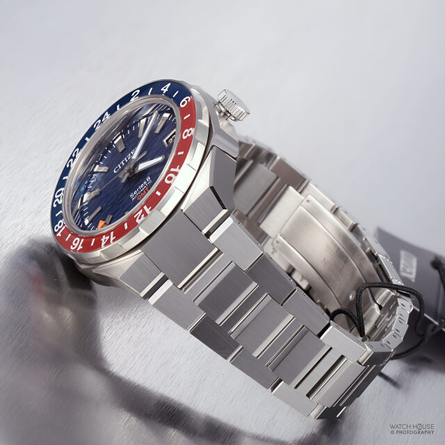 Citizen Series 8 - GMT Automatic Watch NB6030-59L Pepsi