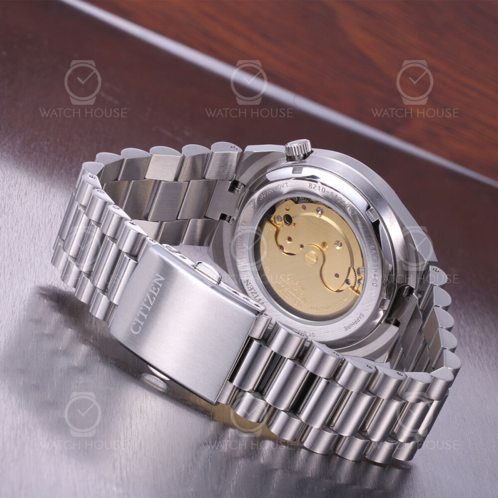 A hint of mystery: The blue Citizen Tsuyosa