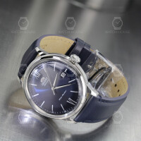 Orient Tiefblaue Automatikuhr mit gewölbtem Glas RA-AC0021L10B