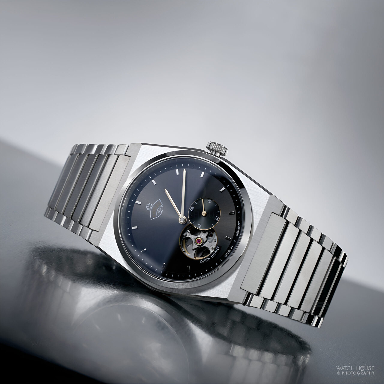 Ruhla 1929 Space Control Automatic 4866M-2 Open Heart